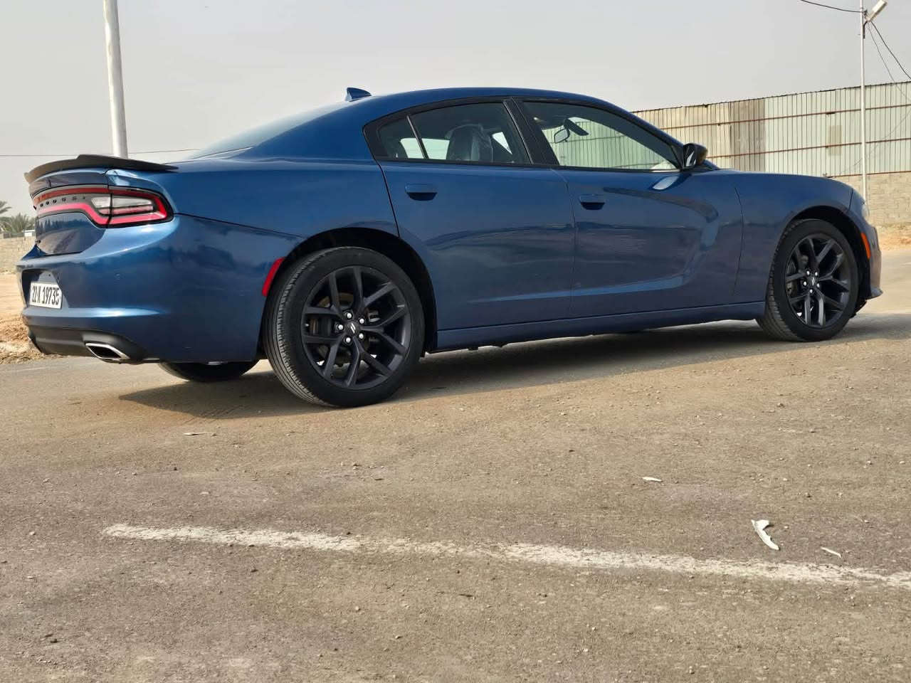 جارجر وارد أمريكي بيه ضربه جاملغ وشويه من لباب بي صبغ سياره ماماشيه موديل 23 وسعرها 215 قفل 🔒***********

نص مكتوب في الصور:
- 65 4G 4:45 4 / 14 1:1