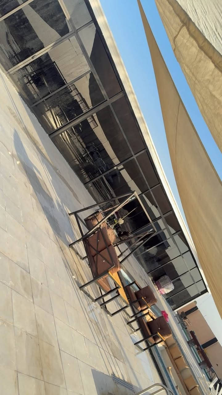 مزرعه في اي بي للاجار اليومي واكبر مسبح بكل المزارع مسخته ٨في٢٠ ***********
