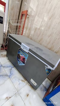 ثلاجات • نظيفات جداً • مجمدة