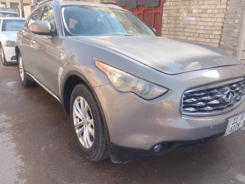 السلام عليكم للبيع سعر مناسب نيسان انفنتي fx35 موديل2010 وارد امريكي ضربته خلفيه بدون ايرباك شواصي لغود مكفولات بيه قطع صبغ ابيع احزام مبدل كير ومكينه وتفرعات جدد مال حاويه سياره كلش نضيفه مابيه اي نقص استخدام شخصي بالعافيه ع الياخذه مكاني بغداد الشعب سعره 95 وماكو هيج نضافه فول مواصفات اعله فأئه بالنيسان رقم بغداد انكليزي هزه جديده رقم مميز اربع ارقام 
1بصمه تشغيل
2بصمه ابواب+جنطه 
3تحكم استيرن جهنتين 
4مانع انزلاق 
5 كشنات كهربائي 
6 سلاد روف فتحه بالقماره 
7 كير اوتو+عادي 
8 كير سبورتs تب ترونك 
9 تدفئة وتبريد بالكشنات 
10 نضام ترحيب 
11 شاشه اندر ويد حديثه 
12 كاميرا خلفيه
13داش كام مال حوادث 
14 خزن بالكشن يخزن وضعيه جلوس السائق 
15 خزن اقراص دمام بلادي 
16 لايت زنون عالي ناصي 
17 استيرن كهربائي 
18 كشنات جلد 
19 داخل اسود بشرط داخل جديد
20 محرك 6سلندر350بشرط جديد 
21 داخله واسع5راكب
22 جنطه شفط
وبيه بعد هواي مواصفات
*********** بغداد, العراق
