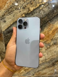 ايفون ١٣ برو ماكس • ٢٥٦ • بطارية ٧٧