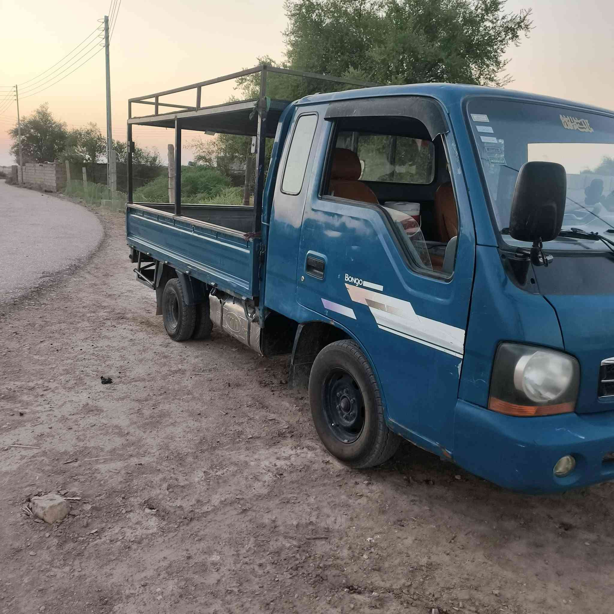 السلام عليكم ام عيون للبيع موديل 2002 ام الحاكيه مكفوله من كير ومحرك واكسن وشاصي بسمي سنويه لل،2032 تحويل ثاني يوم رقم بغداد السعر 75 وبيها مجال قليل مكاني ميسان ***********
