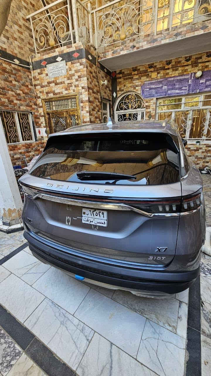 سيارة حرة زيرو للبيع بايك x7 فول مواصفات موديل 2025 
الاستفسار اتصل على الرقم ***********

🔹 المحرك:
• 4 سلندر 1.5L تيربو
• القوة: حتى 185 حصان
• العزم: حتى 305 نيوتن.م
• ناقل حركة أوتوماتيك
• دفع أمامي

🔹 التجهيزات والراحة:
• شاشة وسطية كبيرة + شاشة عدادات رقمية
• مقاعد جلد فاخرة
• تشغيل بصمة
• تبريد أوتوماتيك لمس
• فتحة سقف بانورامية 
• إضاءة LED كاملة

🔹 الأمان:
• ABS + ESP
• مانع انزلاق
• مساعد صعود المرتفعات
• Auto Hold + فرامل يد إلكترونية
• وسائد هوائية
• حساسات و 9 كاميرات  محيطية

