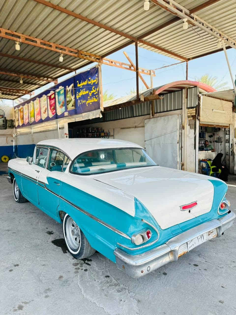 عشاق الانتيكات 
شوفر ليت  موديل 1958 مكينه اصليه تبريد سبلت على السويج كير مكينه جدد بالكارتون   
السياره مجهزه بالكامل 
التواصل ***********
