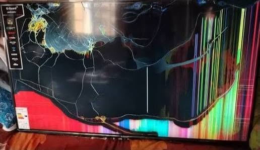فقط فقط حجم  ٣٢ موجود تبديل شاشه اذا كانت شاشتك مكسوره فقط ٣٢  لاتصال***********
