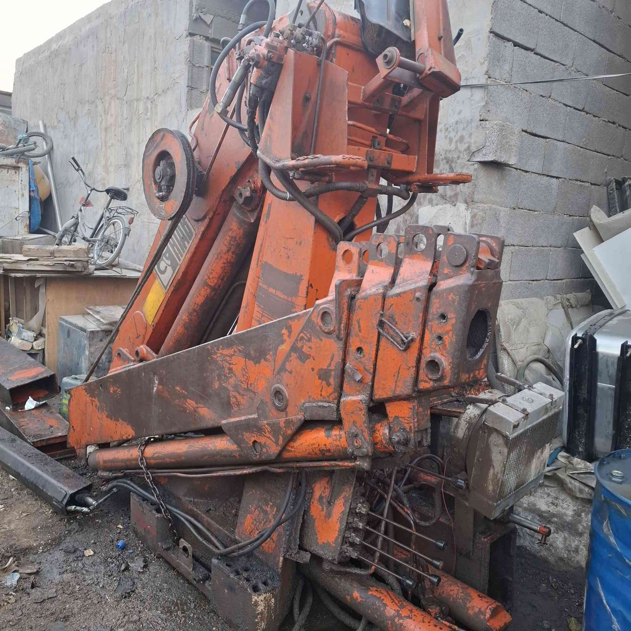 البيع جهاز هياب ١٠طن ٣ سلايتات دبل رئيسي ودبل كسر ما بيه لا فطر ولا كسر مكان بغداد الاستفسار ***********
