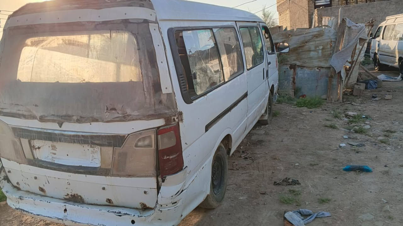 سيارة فتون موديل 9بيها مكينه ونجي وكير وكسن خير من الله رقم احمر ابيع كوم حديد أتعهدلك من السرقات وعشائر 
سعر 13بيها مجال بسيط مكان بغداد رقمي ‏‪***********‬‏
