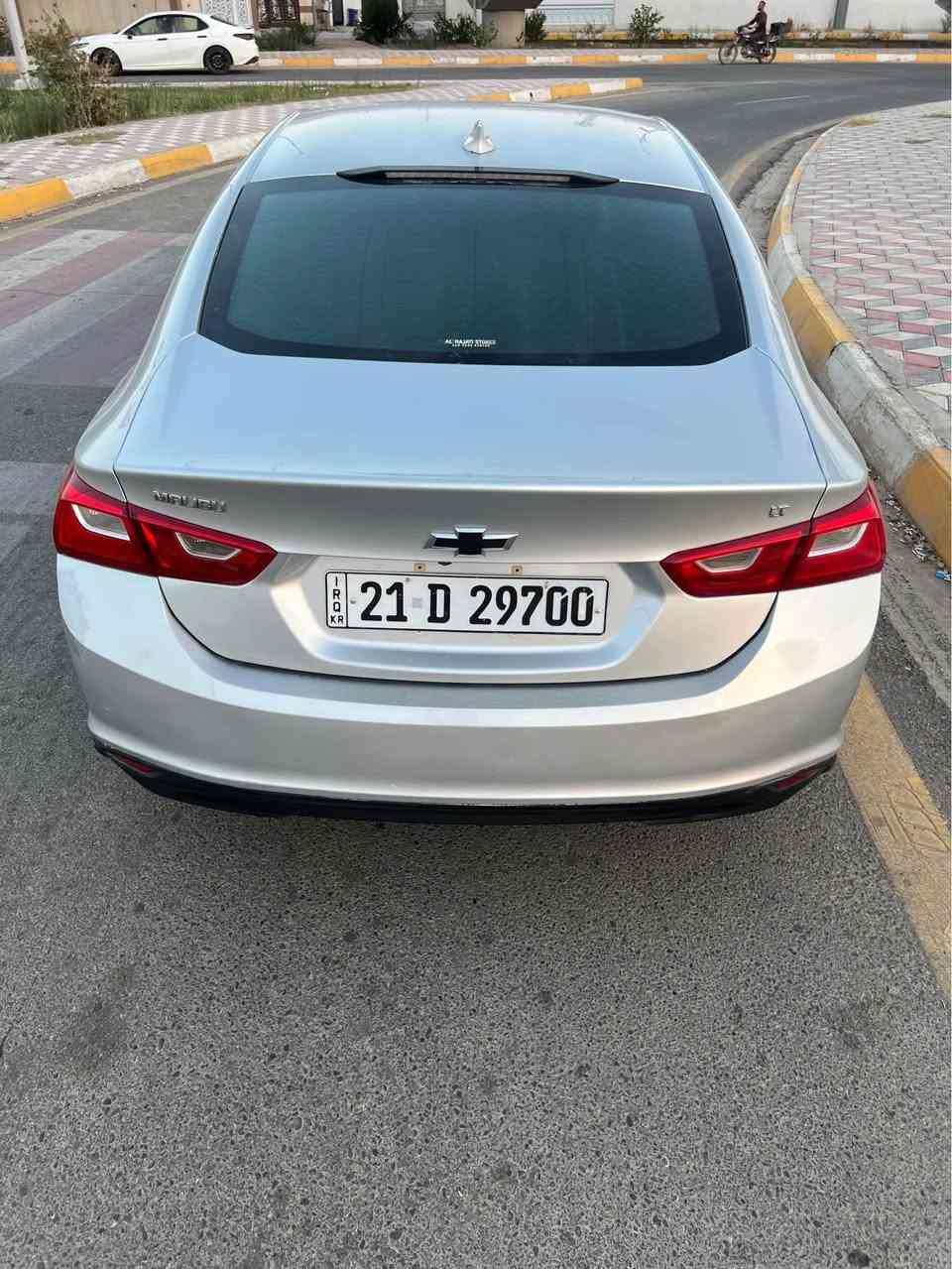 ماليبو موديل 2016  السعر مناسب 78 سياره جديده مال بيت كير اوتماتيك محرك 15 تبريد قطعتين ثلج سياره LT فول سياره بدون كشن كهرباء كامره شاشا بلادي دواخل سياره لوك كلها بشرط رقم سليمانيه دولي لحد 28 بيها دفتر بنزين هم 
فقط بونيد صبغ جملخ سايق بلاد مبدل مكان سياره كركوك  السعر 78 بي مجال اتصل *********** كركوك, العراق
