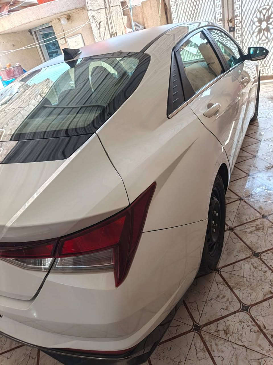 سلام عليكم ..
النترا 2021.. امريكي
ماشيه 264 الف كيلو
فول فتحة 
جاهزة من كلشي مكينة وكير وحدادية 
بأسمي رقم بابل
حادث خلفي.بدون ارباك 
جاملغين وجنطه 
والقماره اجة بيه فابلون اسود من امريكا  شلعته صار صفار بي
117 مجاله بسيط مكاني بابل 
***********
