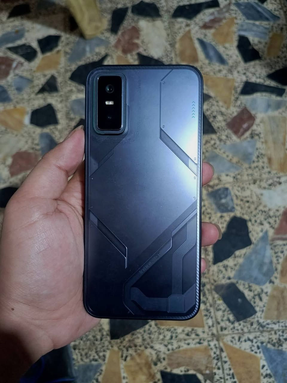 للبيع ومراوس Infinix GT 30 Pro 5G
نظافة 90٪ مكفول ما مفتوح ولا مبدل بي شي شخط ما بي

الشاشة: XDR AMOLED تردد 144Hz دقه 1.5K حجم 6.78 

التخزين: 256GB رام 12GB+12GB 

الكامره: 108MP تصوير 4K 60FPS مع مثبت بصري OIS

البطاريه: 5500mAh + شحن سريع 45W لاسلكي 30W 

ازرار كتف + اضائة RGB + تبريد احترافي

مقاومة ماء وغبار IP64 + سماعات ستيريو + بصمة بلشاشة

النظام: Android 16 + XOS 16.3 مع دعم سنتين تحديثات 

السعر: 375 متوفر توصيل لكل المحافضات + يرهم مراوس

المكان النجف الكوفة قرب مسلم بن عقيل عندي توصيل
