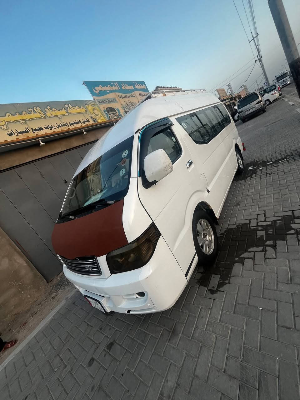 سلام عليكم 
شيري للبيع 
موديل 2013
مكينه كير اكسل تبريد مكفولات 
مكينه ڤيڤيتي 2500
منضومت غاز 60لتر 
سنويه لل27 
تخم تاير حداديه جدد 
سعرها 90 
 اي ستفسار رقم ***********
