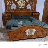 غرفه نوم • للبيع • خشب