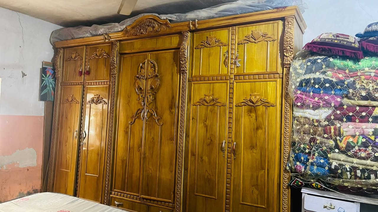 غرفه تفصال تكمه مستعمله نضيفه ٩٥٪ سعرها 800 بغداد المعامل العگيلي
واتساب ***********
