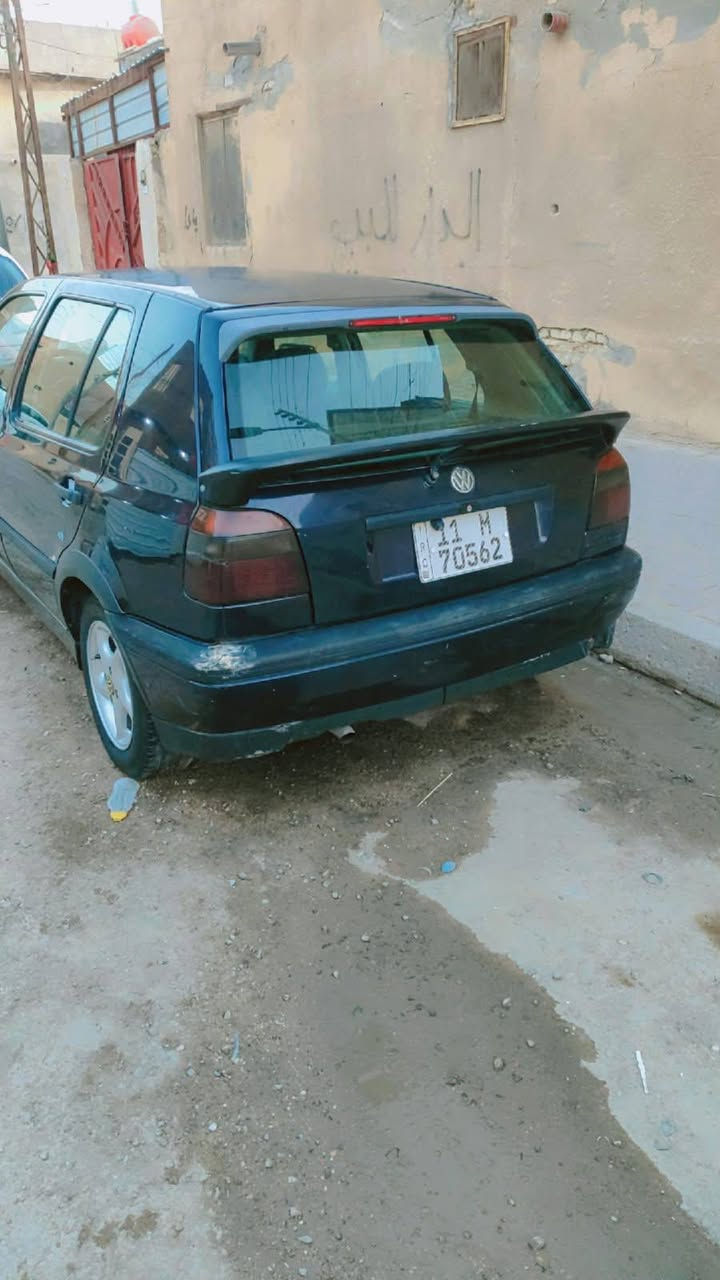 السلام عليكم  كولف مديل 94 رقم انكليزي  بأسمنه تبريد شغال   وشاشه وكامره السعر 42 اتصال  ***********
