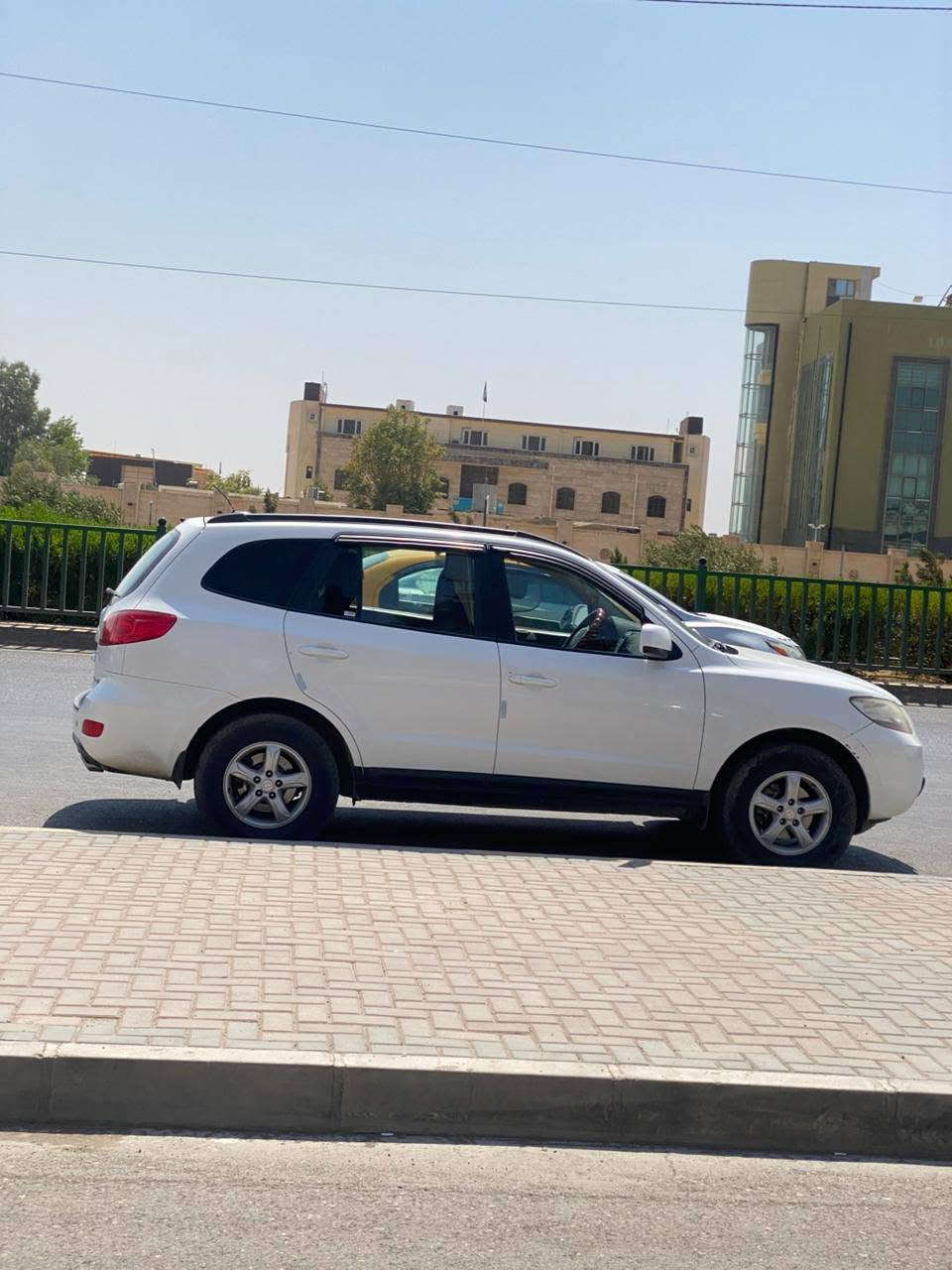 سيارة للبيع
سنتافي 2008وارد امريكي محرك2700بدون ضرر وبدون صبغ وبدون بارد سيارة جاهزة رقم نينوى السعر135$وبيها مجال الهاتف(***********)(***********)
