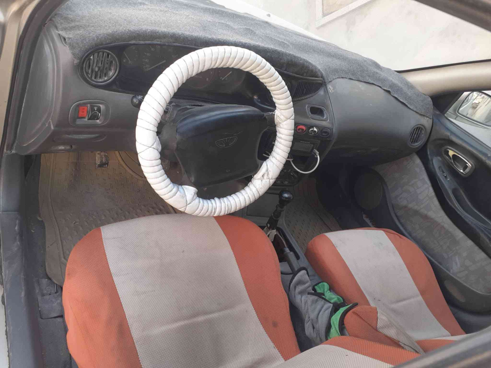 ٢٠٠٠ • رقم نجف • مكينة مفتوح