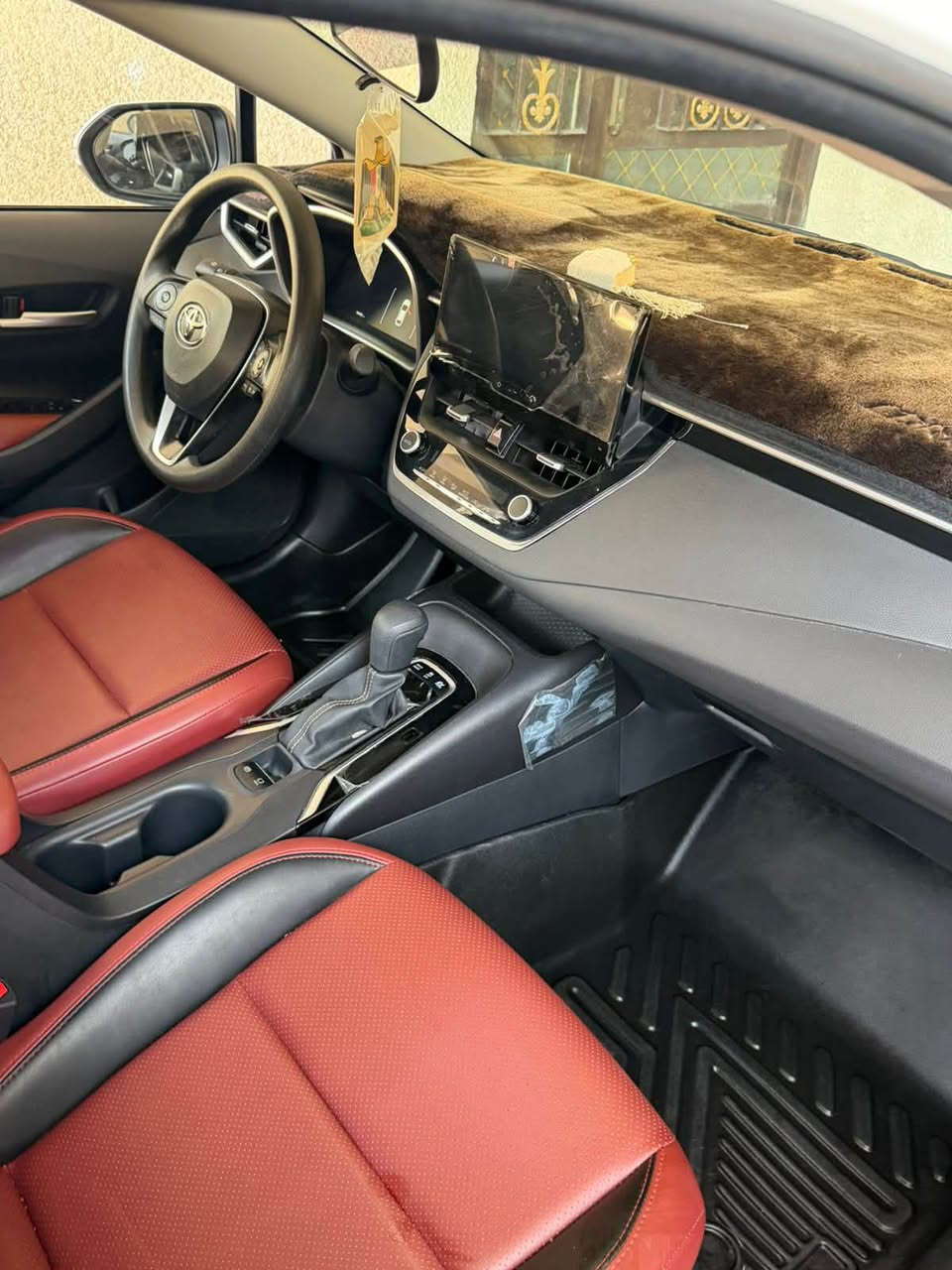 بسم الله الرحمـن الرحيم

كورلا  الشكل الأمريكي  علامه اسود

موديل ( 2025 )

ماشيه 18 الف شروط بعده وضع الزيروا 

فول 1/1 اعلى فئه بكورلا  كراسي اثنين كهرباء 

فتحه سقف 

مقاعد جلد احمر 

مقعد السايق كهرباء 

‏ام سبايدر خلفيه 

رادار امامي

تحديد مسار 

خروج عن المسار

3 انضمة قيادة 

 هاند بريك اوتو

اوتو هولد

كامرة خلفية دوارة 

توقف ذاتي 

رقم بغداد باسمي شخصيه تحويل مباشر 

ملاحضة السيارة ع وضع الوكاله وكفاله عامة

مكاني بغداد الكرخ 

للاستفسار.    ***********
