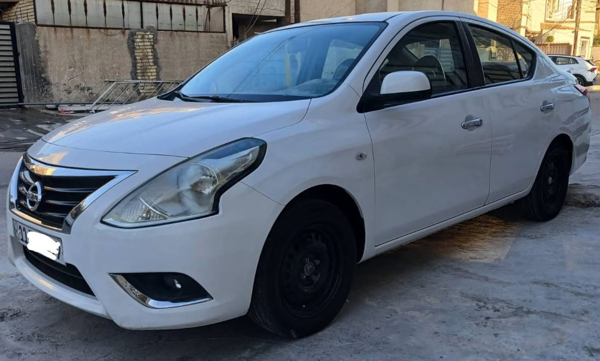 السلام عليكم 
للبيع سني هندي ابو لبليتة الزركة 
موديل 2019
عداد 206km
باسمنه سنوية جديدة
بيه 3 مكانات بارد صغار 
موضحة بالسونار والصور
بدون صبغ 
السعر 95  وبية مجال 
العنوان بغداد الكرخ حي الجهاد 
***********
***********
