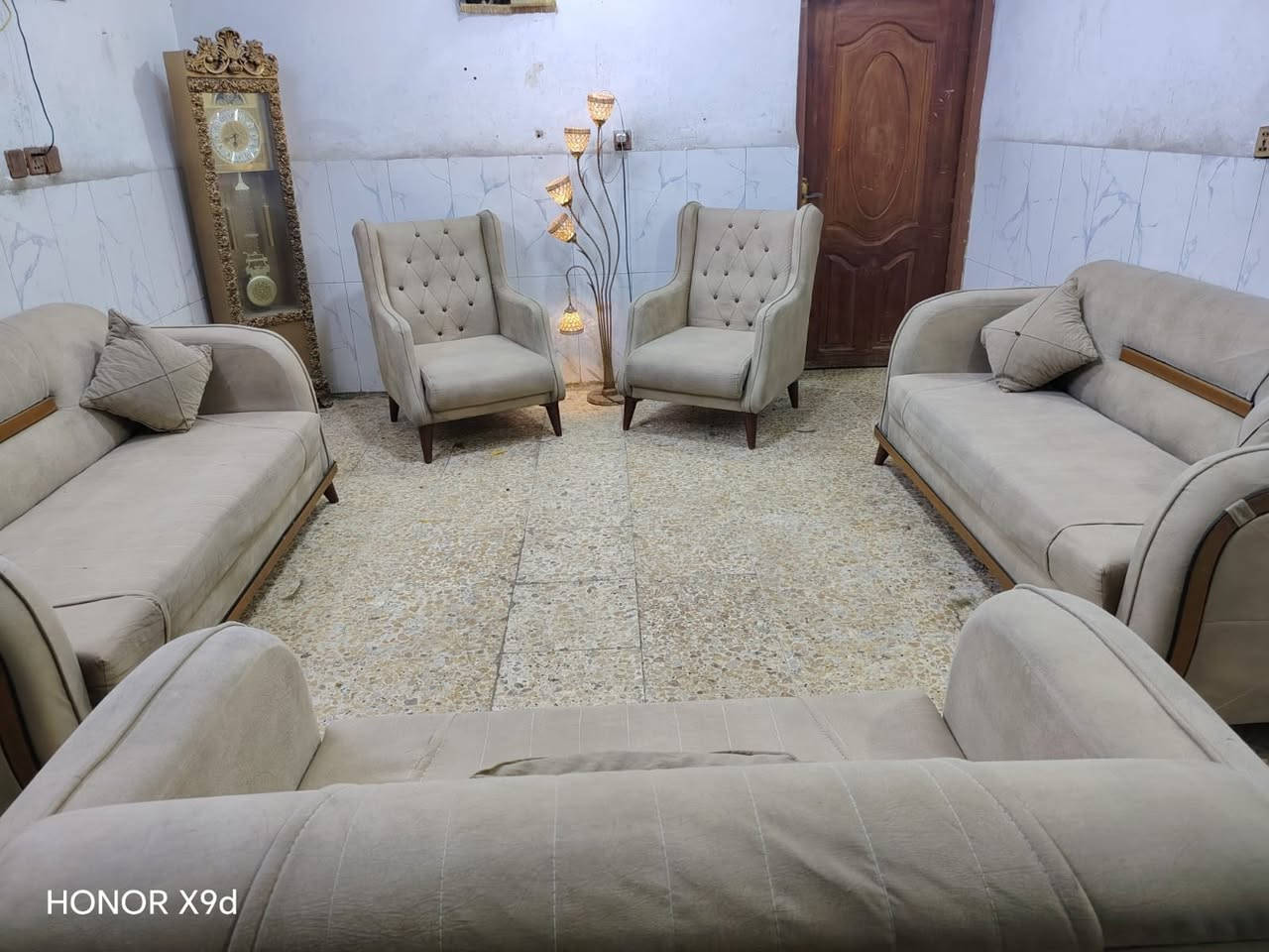 السعر ٣٥٠للتواصل والاستفسار 
*********** واتساب

