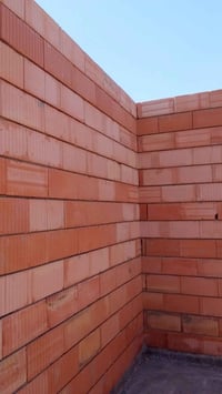 نجف • عمال بناء • اكل ومبيت