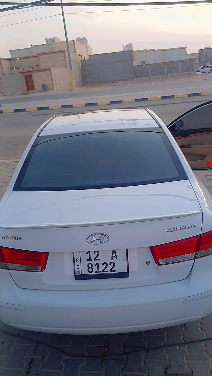 السلام عليكم
سوناتا خليجي 2009 
محرك2400

شرط محرك وقير  وصدر وتبريد كله جديد
كلين مابيها لوقطره صبغ  
السعر 120$قفل 

باقي التفاصيل خابر ***********
