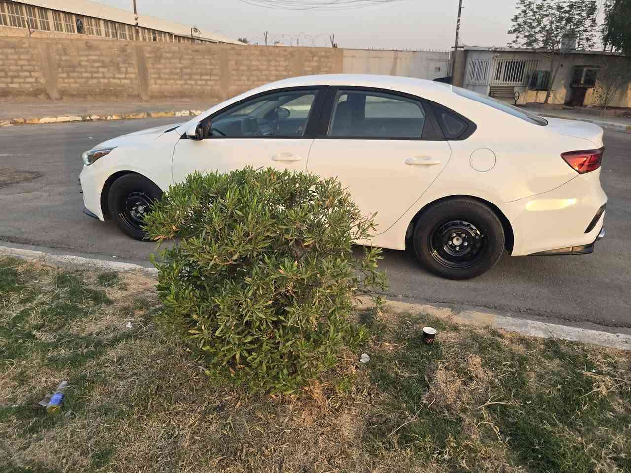 السلام عليكم .فورتي موديل.2019..
الون ابيض .مكينه 2000دوش .كير اي تي ..
حادثه من امريكا.دعاميه الاماميه فقط .وبلعراق بيه رش اثر شخوط وطخات خفيفه بدون دواخل ..اربع قطع فقط ..
وسوناره وصور حادثه بلمنشور ..
السياره جاهزه .مواصفات ..كير ثلاث وضعيات رادارامامي .
شاشه كامره تحكمات .قياده ذاتيه وبعد بيه هواي مواصفات
رقم بغداد دولي،بسمي حزه جديده سنويه جديده تحويل مباشر 
السعر (118)والشراي يدلل ..العنوان بغداد الكرخ شهداء السيديه 
قرب تقاطع درويش ولتفاصيل اكثر الاتصال على الرقم ....
***********...علي ..تحياتي للجميع .....
