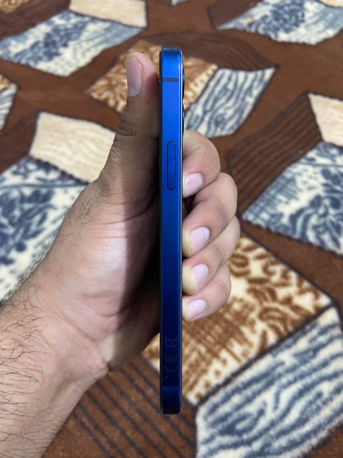 آيفون ١٢ • ١٢٨ • مفتوح ابد