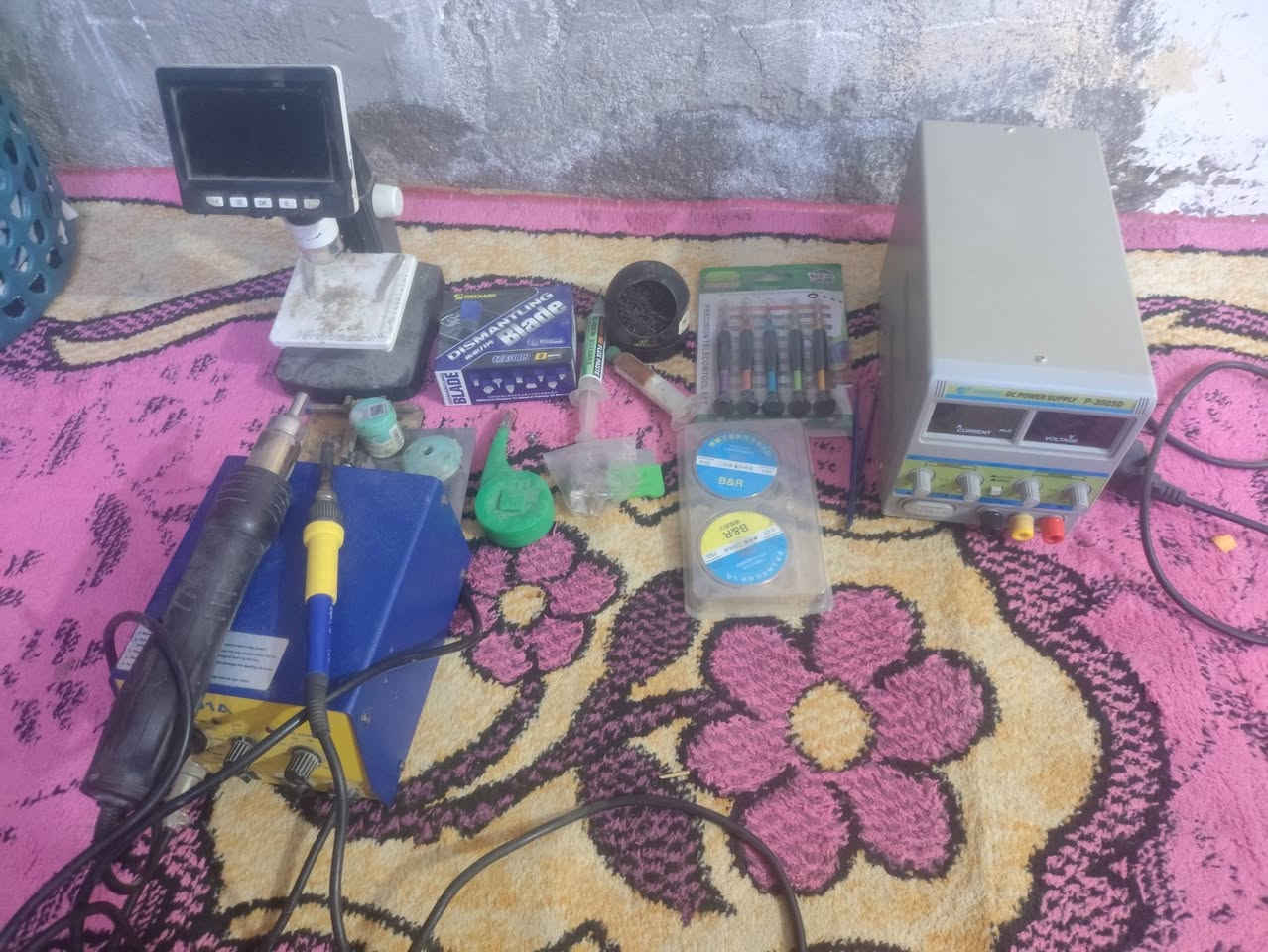 بغداد الرشاد قرب القاعده 
للبيع للاستفسار ***********
