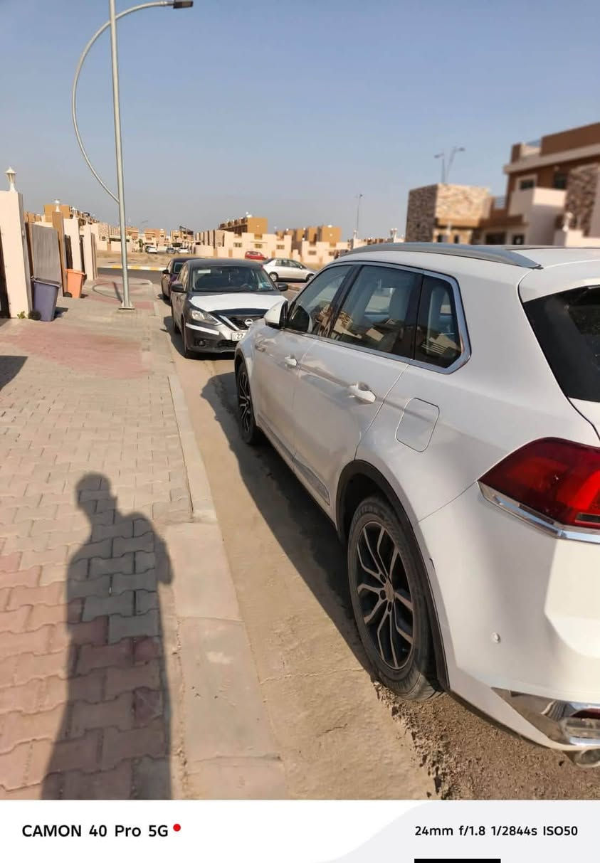 دومي صيني فول مواصفات 7راكب مكينه 2000تيربو فتحه باتنته بيبان شفط صندوك كهربيه تحكم ريموت حساسات خلفي وامامي كامره دواره مديل 19 مكان بصره 
مراوس بسياره زغيره *********** البصرة, العراق

