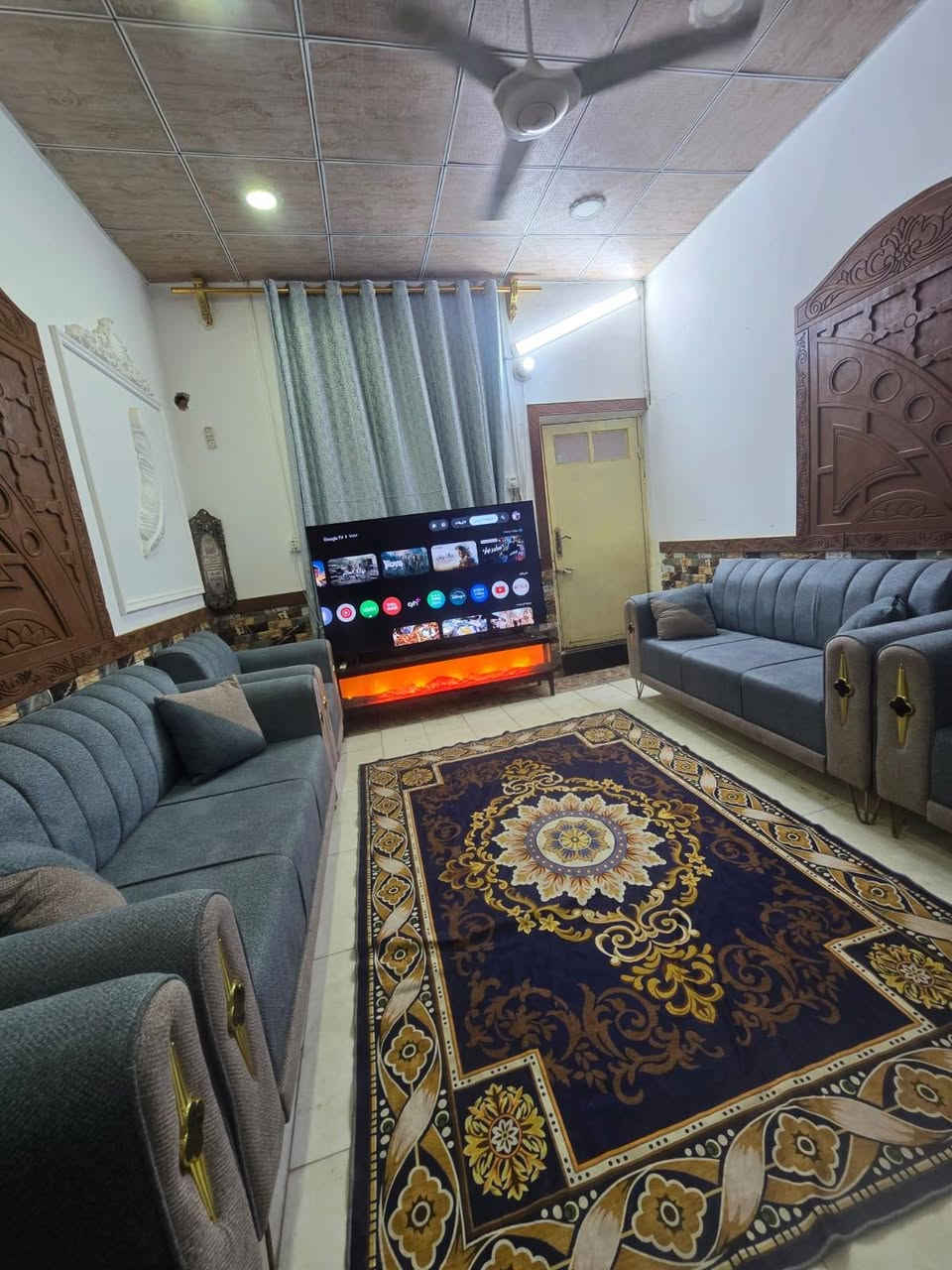 بيت للبيع هو واثاثه مساحته ١٢٠متر كربلاء المقدسة حولي ابو مهدي المهندس منطقة الشبانات سعره ٤٦ وبيه مجال لاستفسار أكثر الاتصال على الرقم ***********
