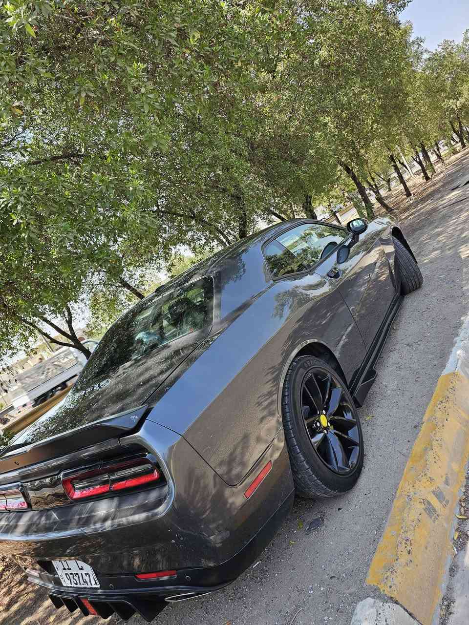 السعر ١٤٥مستحيل اكو هيج مديل بهيج يعر وهيج نضافه شوف كل صور 
السلام عليكم ..
للبيع دوج جالنجر موديل 2019 جي تي اصل 
سياره ماشيه 65mi بيه ٣ قطع صبغ 
مواصفاته …
مكينه ٦ سلندر
تو ويل
فجوج برمبو اصل
شفتات سترين
حساسات خلفيه بلاد
داخل احمر 
كشنات كهرباء
دكمه سبورت 
كير ٨ نمر
مواصفاته الاستندر .. كير ومحرك بلادي صدر وتايرات جديده شديتهن  ترايه ناشف زيرو 
رقم بغداد وتحويل مباشر عقد مروري اسوي 
مكاني بغداد الرصافه …
عارضه بسعر مناسب مال بيع …
سعرها ١٤٥ وماعتقد اكو هيج نضافه بهيج سعر  وبيه مجال بسيط 
رقمي / *********** مراوس يرهم بشي مرتب
مكان. بغداد الحريه  
 ❤️❤️❤️❤️❤️❤️❤️❤️❤️❤️❤️❤️❤️❤️
