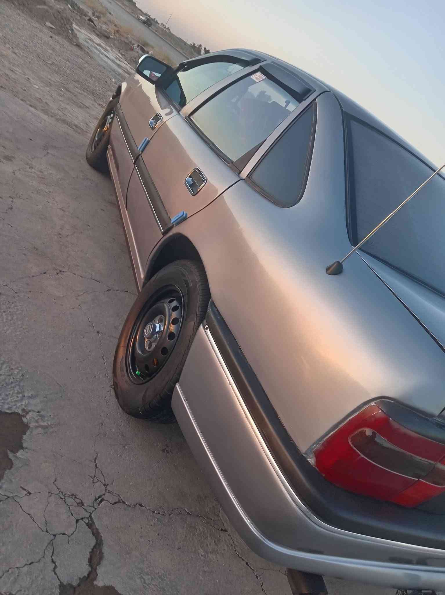 السلام وعليكم اوبل فكترا للبيع مديل 93 محرك 1800كير اوتو
سعر 46وبيه مجال قليل 
السياره مصبوغه جماليه مابيه اي نقص جاهزه
تخم تاير صدر جديد خياس مابيه عنوان السياره سامراء الطيوب للستفسار اتصل /***********
