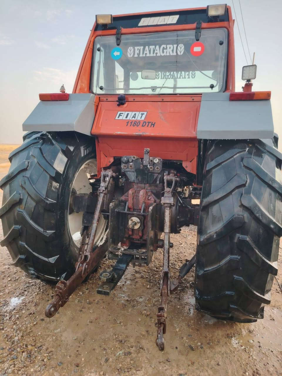🚜🔥 للبيع... جرار يستاهل، والزين يفرض نفسه 🔥🚜

على بركة الله...

فيات 1180 دبل أكسن بحالة ممتازة، جرار معروف بقوته وتحمله، جاهز يدخل بالشغل بنفس اليوم.

✅ محرك شرط
✅ تبريد ثلج
✅ جاهز عالشغل
✅ شغله مرتب وما يحتاج أي مصروف
✅ المعاينة خير دليل، والجرار على الطبيعة أحسن من الوصف.

إذا تبحث عن جرار يشتغل معك سنين، فهذا خيارك المناسب.

📞 للاستفسار والاتصال:
***********

***********

📢 للجادين فقط
والرجاء مشاركة المنشور حتى يوصل للي يدور على جرار نظيف وشرط.

🌾 الله يبارك للبايع والشاري، ويرزق الجميع من واسع فضله.
