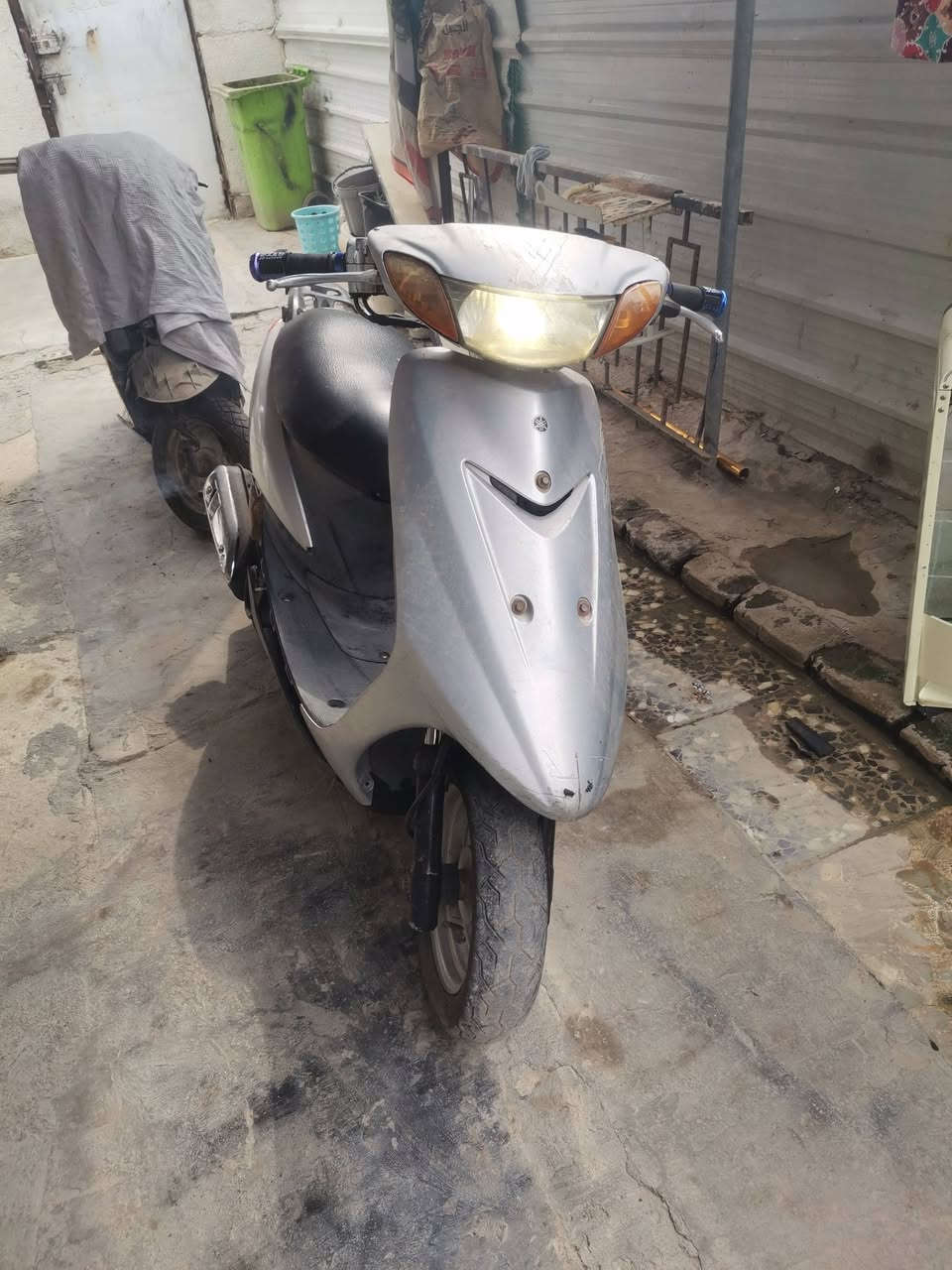 عصفورية • معدل • باتري ناقص