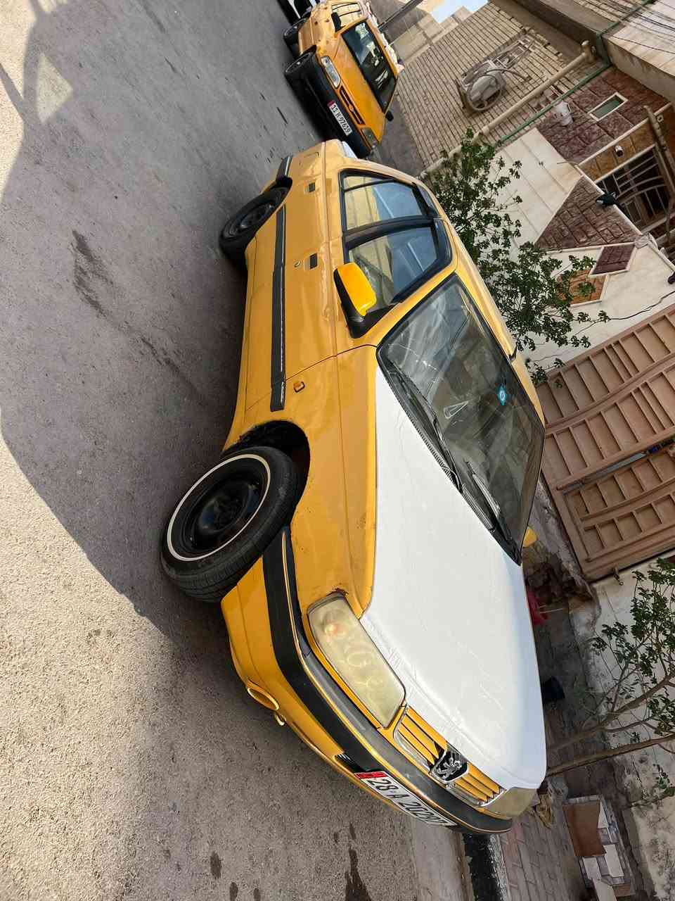 بيجو 405 موديل 12 بدون ضربه كير محرك تبريد كفاله كهربائيات كلهه شغاله عينه وصنيه جدد دواخلهه نضيفه تايرات جدد حداديه جديده سياره مرتبه سعرهه 32 وبيهه مجال 
اتصال ***********
واتساب ***********

