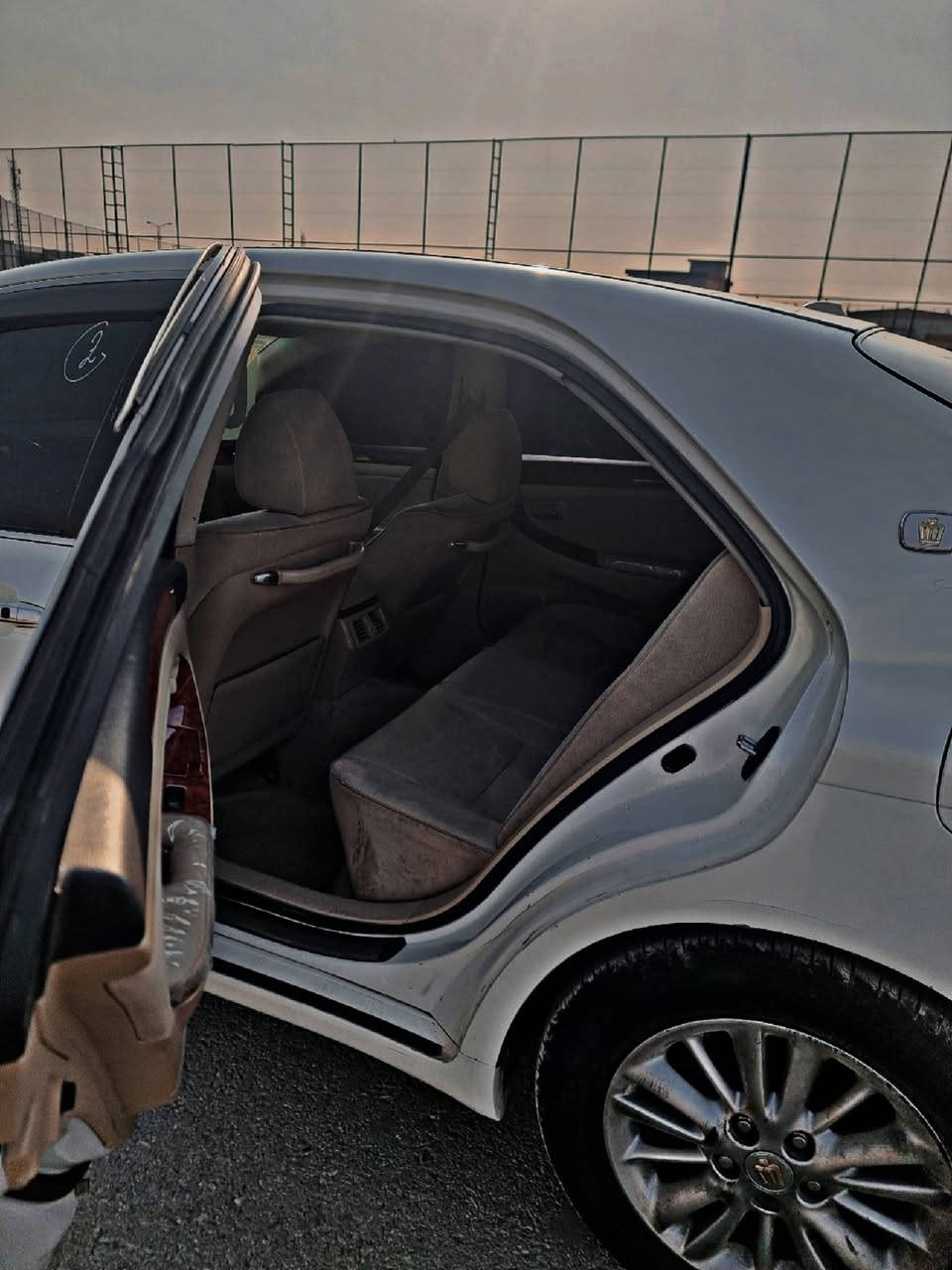 محرك قوي • ٢٠٠٥ • نظيف