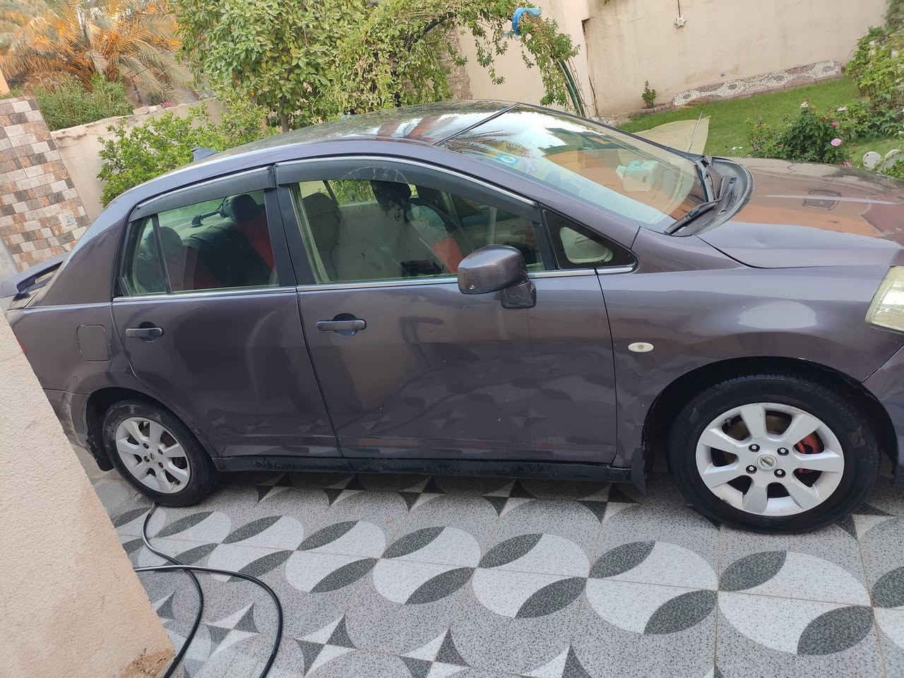 إعادة نشر بسبب الوعود الكاذبة
نيسان تيدا
موديل 2008
السيارة باسمي
محرك 2000
كير خير من الله
تبريد شغال
72 ورقة وبيها مجال
مكاني بابل القرية العصرية
رقمي ***********

