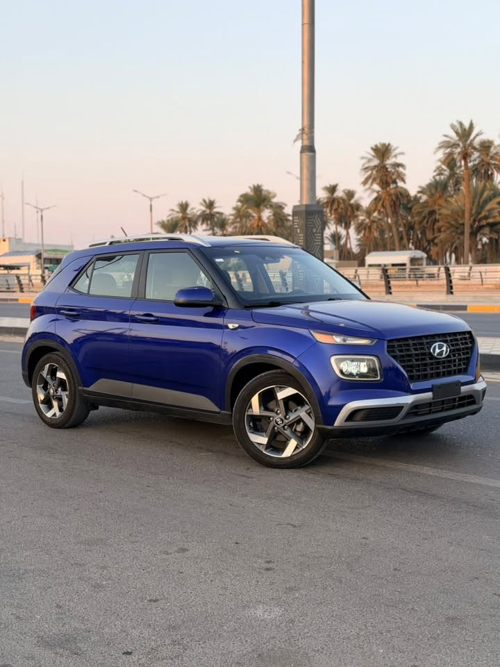 ﷽
هيونداي فينيو (HYUNDAI VENUE) 2025

ضرر واضح بلصور المرفقه بلمنشور 
خشم جامرلغ صبغ فقط 

المواصفات….

🚘 سلايت

💡 أشاير بالجاملغ

🎛️ تحكم ستيرن جهتين

🛣️ مثبت سرعة

📍 تحديد مسار

🤖 قيادة ذاتية

📺 شاشة كبيرة تدعم أندرويد أوتو + كاربلاي

🔌 منافذ شحن USB + Type-C

🎙️ أوامر صوتية

❄️ تبريد شاشة

⚙️ ثلاث وضعيات قيادة

💡 ليدات أمامية + خلفية زينون أصلي

📷 كامرة خلفية دوارة

⚠️ تحذير تصادم

📡 رادار أمامي

📡 رادار خلفي

📡 رادار جانبي

🛑 توقف ذاتي أمامي + خلفي

👁️ نقطة عمياء بالمرايا

🔒 تراكشن مانع انزلاق

🛞 ويل كب قياس 17

🖥️ شاشة أعطال

🛞 حساس تايرات

🛑 بريك 4 دسك

🔧 محرك 1600 دبل نوزل اقتصادي جداً

📱 باقي المواصفات بالشاشة

✨ السيارة جديدة بمعنى الكلمة

📮 السـعـر 110 وبيها مجال 

تترقمً جميع المحافضات

مكان تواجد السيارة: ديالى

رقم صاحب السيارة ***********
