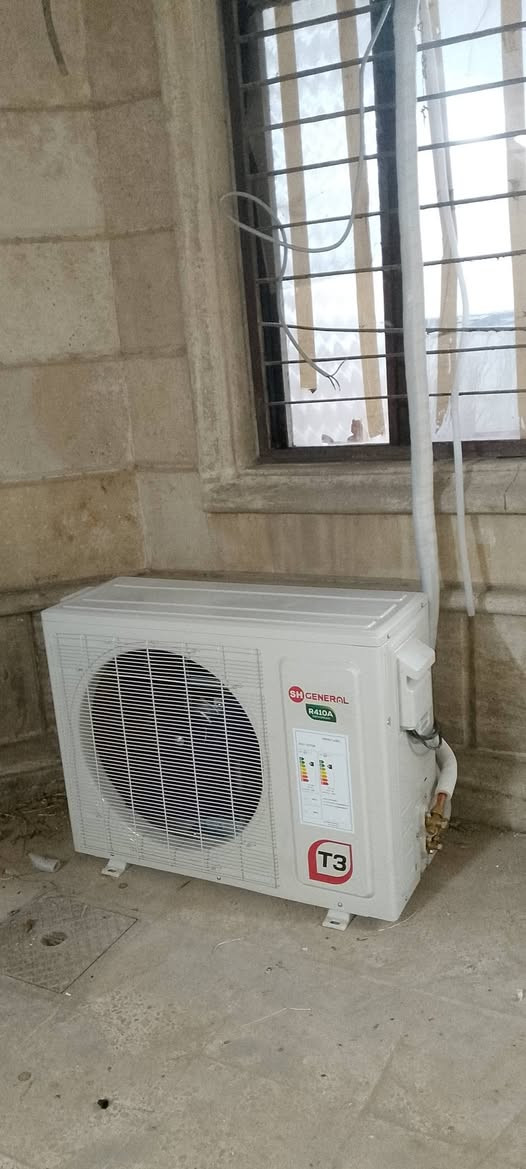 خدمات تبريد وتكييف ❄️✅
#القمة للتبريد 

نصب السبالت بكل دقه وضمان في العمل 🧰✅ مع عمل

 فاكيوم 

شحن غاز السبالت مع ضمان العمل 🧰 ✅ 

غسل السبلت يتضمن غسل السبلت خارجي وداخليه ✅✅

صيانة موقعي كافة السبالت 🔧 🔧🔧✅

للتوصل***********

‏‪***********
