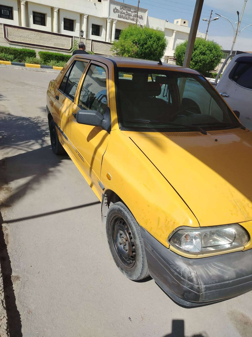 سيبا موديل ١٧ مصفره هيه وغرمات بلديه عده الجاملغ اليسره مبدل تبريد شغال مشروع وطني بغداد سعر ٤٠ وبيه مجال قليل رقم التلفون *********** وساب
