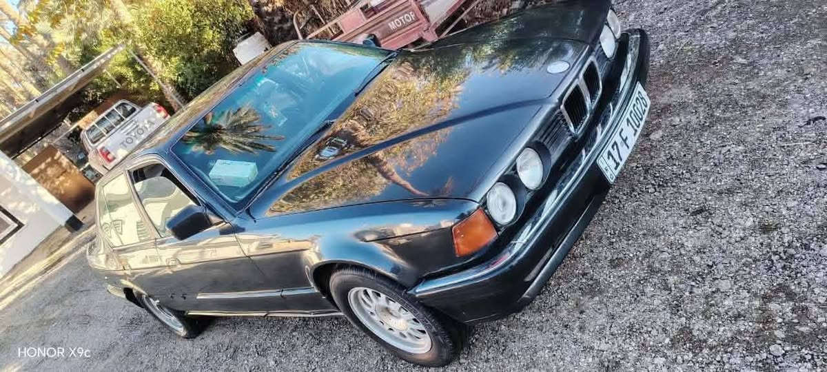بيع او مراوس حسب القناعه
735 BMW

1992 رقم انكليزي سياره جاهزه عدا التبريد 

ترايك وين ميعجبك كير ومكينه وحداديه جدد تخم تاير

السماوه *********** السعر42وبيه مجال
