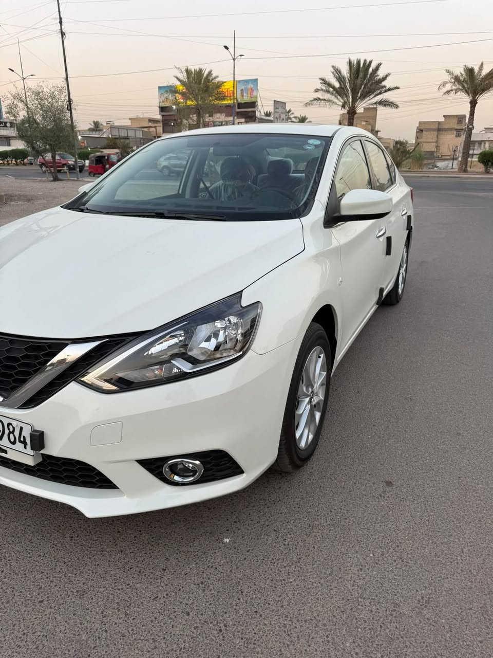 السلام عليكم سنترا 
فول موديل 25 زيرو 300 كيلو 
كفاله عامه مغلفه كشنات 
ارضيه 
***********
