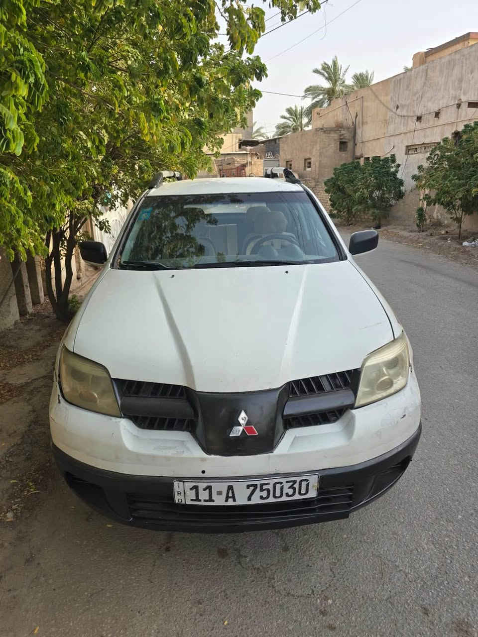 اخوان مشيوبيشي ياباني اصل  موديل 2007 وارد امركي فقط بيها بنيد وبيها صبغات بدون دواخل  جاهزه من كلشي مكنيه كير حداديه تخم تاير كهربائيات كوله جديد بيها نقص فقط تبريد مكينه 4 سلندر  نقص الاستفسار 
***********
***********
العنوان بابل @
