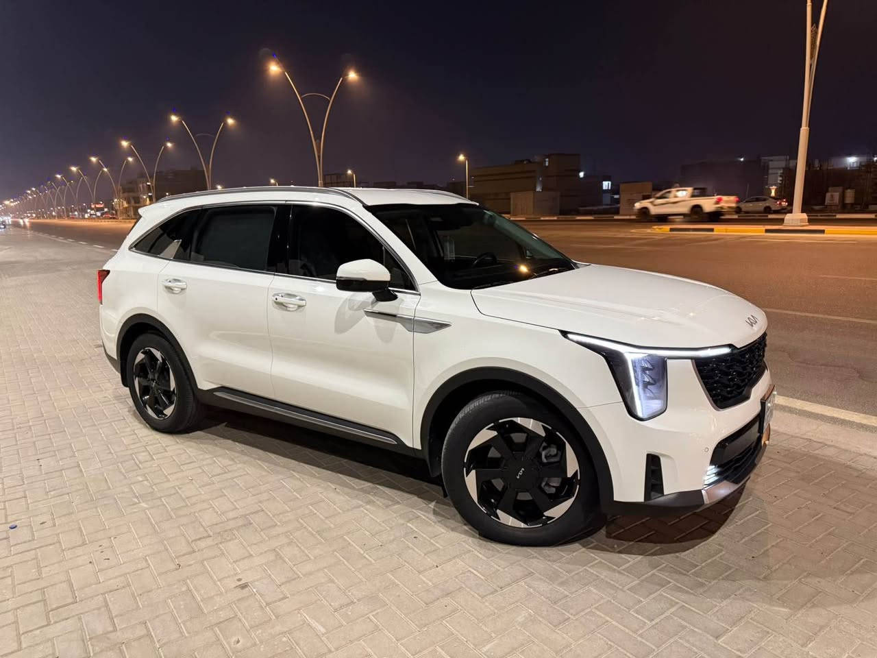 سياره سورينتو موديل24 داتو شو   6 سلندر 3500 تبريد 3 قطع  كفاله عامه ماشيه 76 كم  رقم اربيل باسم شركه اي استفسار اتصل ***********
او *********** البصرة, العراق
