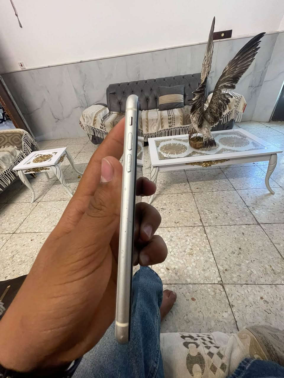 سلام عليكم يفوان ١١ عادي ألسعر ١٨٠ الجهاز يخبال 
   
1-مبدل شاشه وبطريه 

2-بطريه ٨٢

3-اذكره ١٢٨

بكني بغداد جسر ديلى القديم 

وتساب ***********
 
ما راد علا التعليق فقط وتساب
