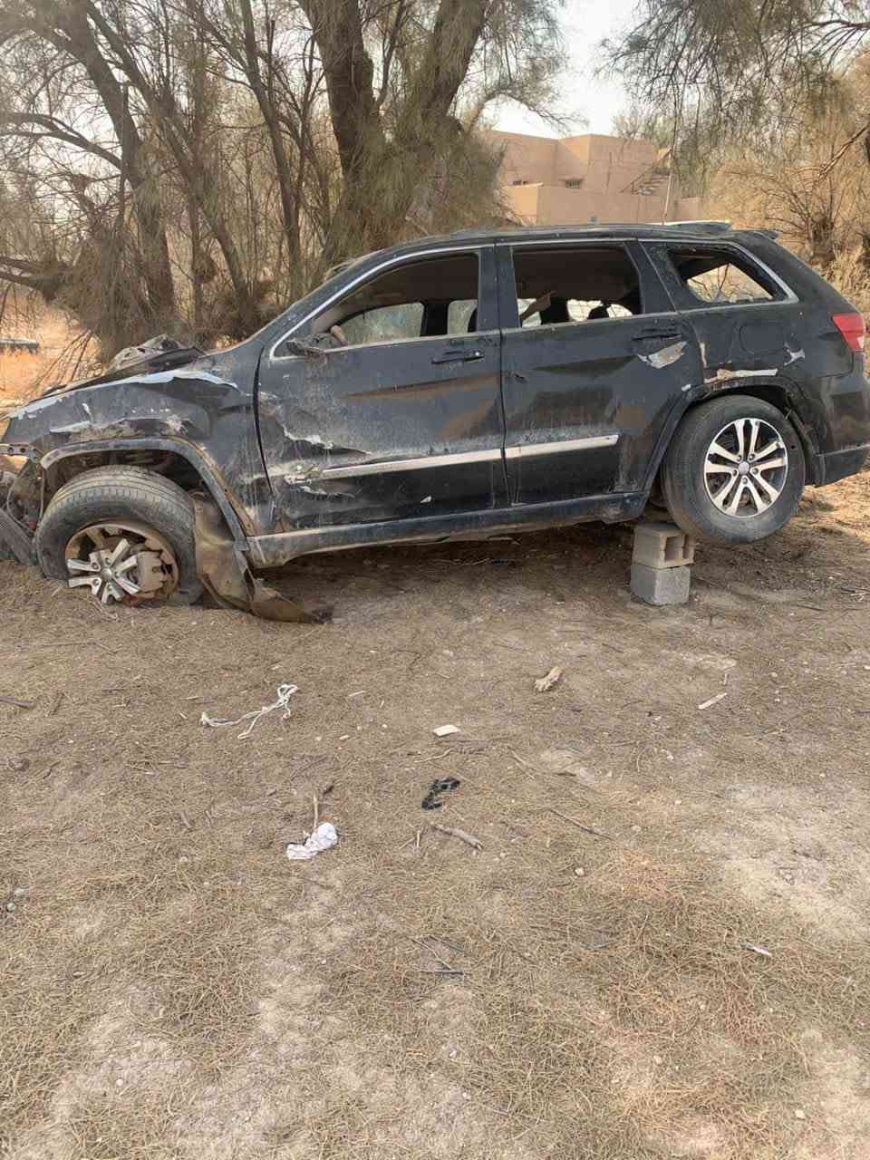 Jeep 2011
اضرار حادث
تنباع 25ورقا 
البصرة الزبير
*********** بس مستعجلين عليه
اليتواصل يبلغ من طرف ام سيف
