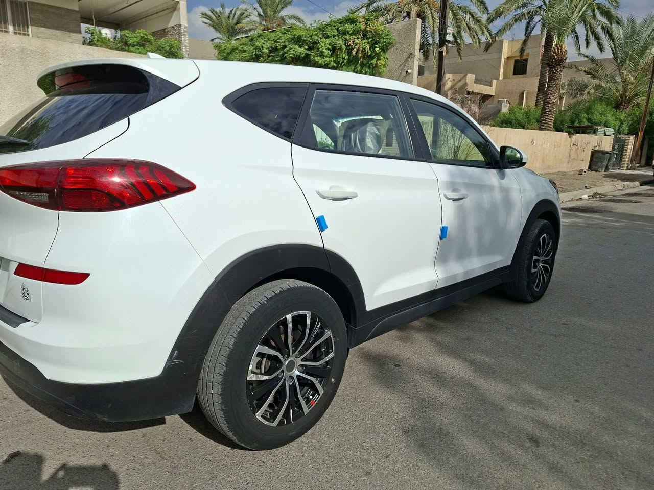 هونداي توسان 2021 وراد امريكي نص فول حادث امريكا عطل ميكانيكي داخله كلين و بيه سونار المندلاولي مكينة 2400 كامرة وشاشه وتحكمات رقم سليمانية الجديد بأاسمي سنوية وهزة وارقام جديدة سعره 143 وبيه مجال مكان سياره بغداد الرصافة الرقم *********** بغداد, العراق
