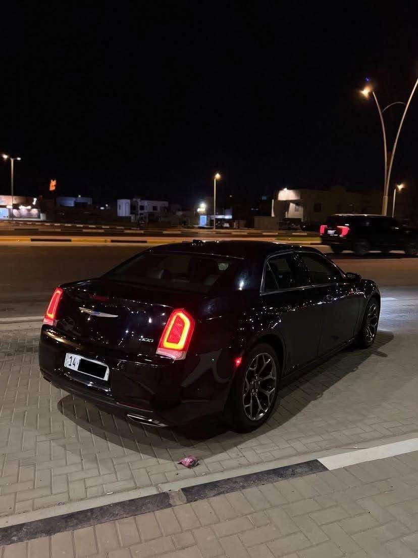 السلام عليكم 
للبيع اوباما 2019 اصل
رقم بصره تحويل ثاني يوم
مواصفات نص فول 
السعر 220 وبيها مجال
للاستفسار 
*********** البصرة, العراق

نص مكتوب في الصور:
- 36780411