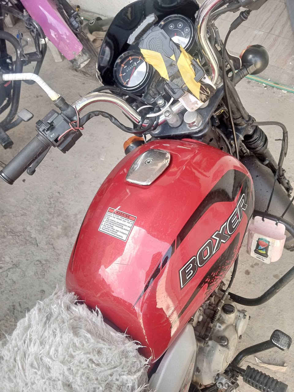 بوكسر جبلي مديل 22 شكل 23 
سنويه ورقم بغداد نكليزي هزه جديده بعده مساقطه
تحويل ثاني يوم دراجه نضيفه ومناقطه اي شي 
سعر 2100 وبيه مجال بسيط 
بغداد ابو غريب *********** وات ساب

