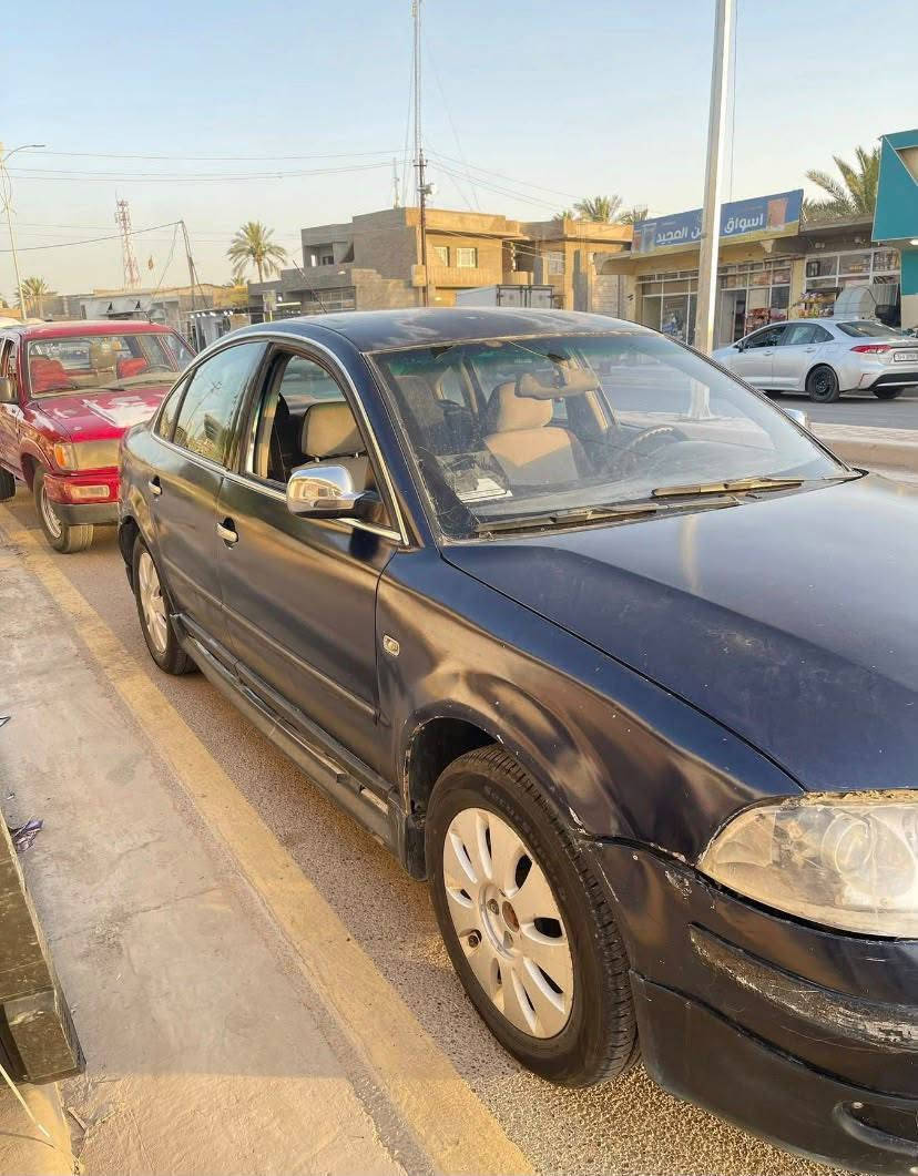 مكلف بل نشر
السلام عليكم فولكس واكن باسات 2001شغاله مابيها شي
رقم بغداد تحويل أو وكالة بيع أو مراوس 
***********واتساب أو اتصال
